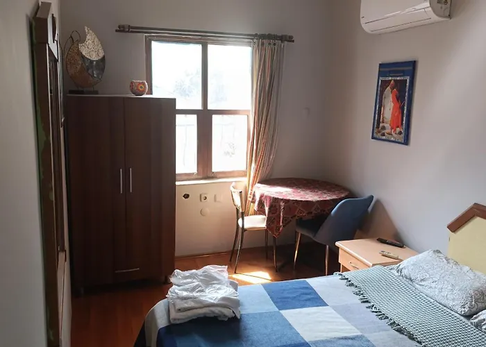 Ξενοδοχείο Camel & 3*
